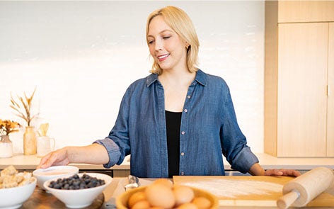 woman prepping food